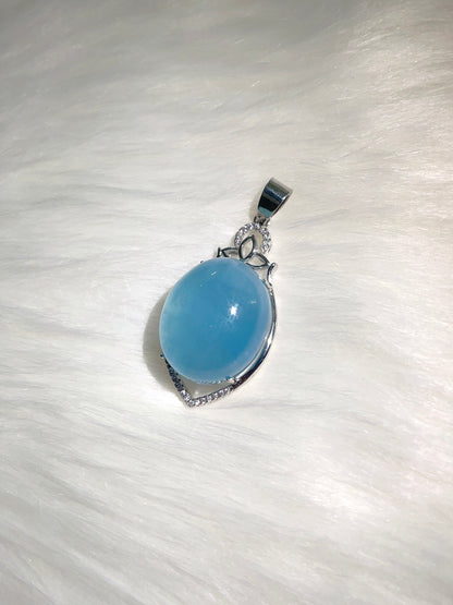 Aquamarine Cabochon Pendant (Deep Blue)