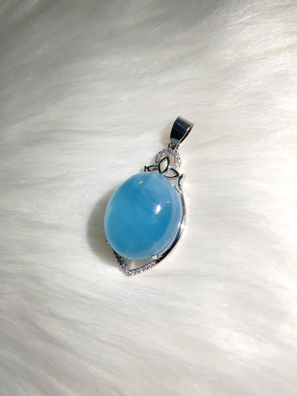 Aquamarine Cabochon Pendant (Deep Blue)