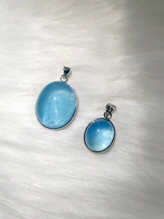 Aquamarine Cabochon Pendant