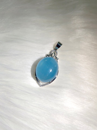 Aquamarine Cabochon Pendant (Deep Blue)